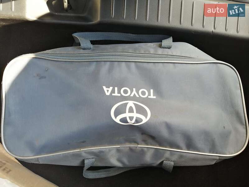 Внедорожник / Кроссовер Toyota Land Cruiser Prado 2013 в Днепре фото 21 Внедорожник / Кроссовер Toyota Land Cruiser Prado 2013 в Днепре