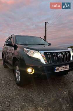 Внедорожник / Кроссовер Toyota Land Cruiser Prado 2016 в Чугуеве