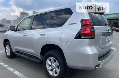 Позашляховик / Кросовер Toyota Land Cruiser Prado 2022 в Києві