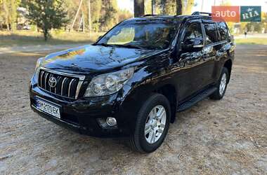 Позашляховик / Кросовер Toyota Land Cruiser Prado 2011 в Охтирці