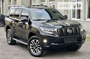 Позашляховик / Кросовер Toyota Land Cruiser Prado 2022 в Києві