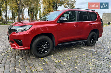 Позашляховик / Кросовер Toyota Land Cruiser Prado 2021 в Києві