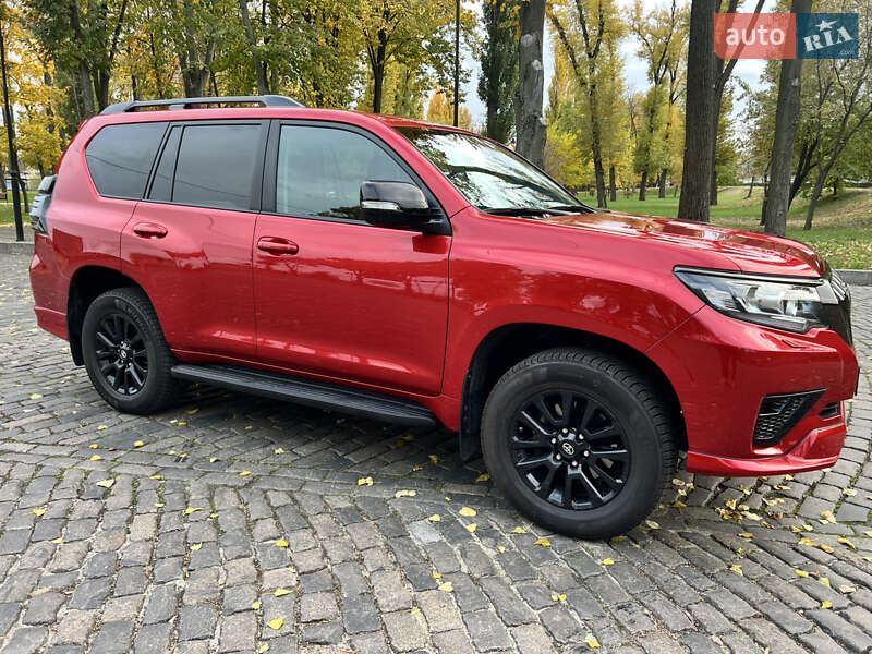 Внедорожник / Кроссовер Toyota Land Cruiser Prado 2021 в Киеве