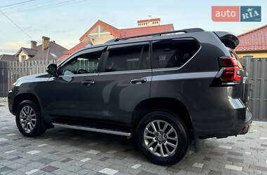 Позашляховик / Кросовер Toyota Land Cruiser Prado 2019 в Львові