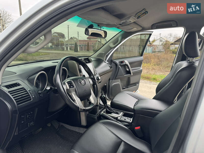 Позашляховик / Кросовер Toyota Land Cruiser Prado 2010 в Подільську