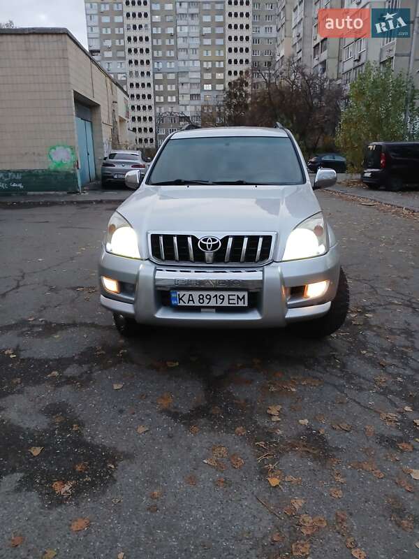 Внедорожник / Кроссовер Toyota Land Cruiser Prado 2007 в Киеве