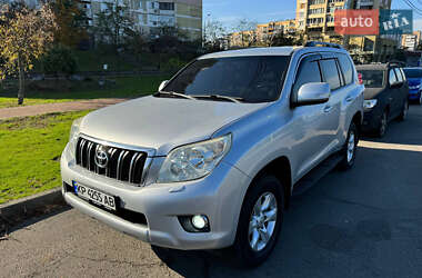 Внедорожник / Кроссовер Toyota Land Cruiser Prado 2010 в Киеве