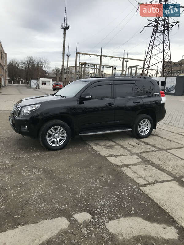 Позашляховик / Кросовер Toyota Land Cruiser Prado 2010 в Ужгороді