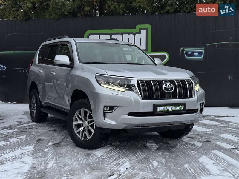 Позашляховик / Кросовер Toyota Land Cruiser Prado 2019 в Києві