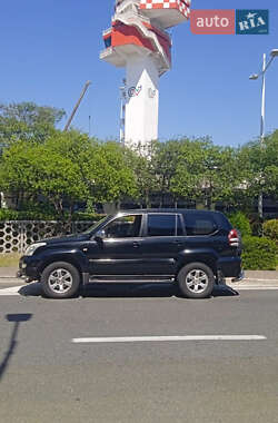 Внедорожник / Кроссовер Toyota Land Cruiser Prado 2004 в 