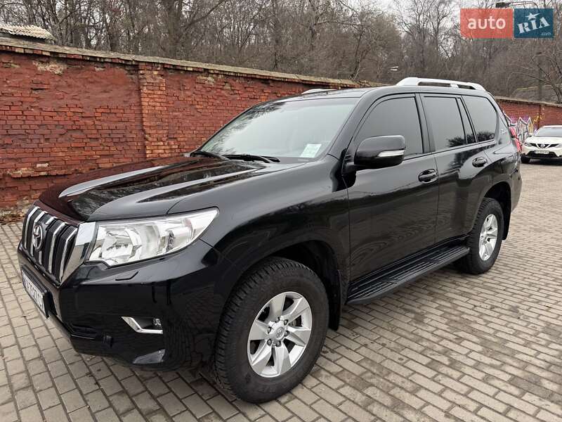 Позашляховик / Кросовер Toyota Land Cruiser Prado 2021 в Києві