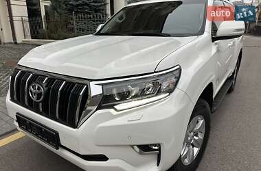 Позашляховик / Кросовер Toyota Land Cruiser Prado 2022 в Києві