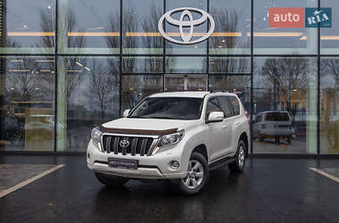 Позашляховик / Кросовер Toyota Land Cruiser Prado 2017 в Дніпрі