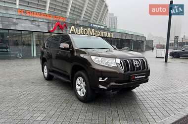 Внедорожник / Кроссовер Toyota Land Cruiser Prado 2018 в Киеве