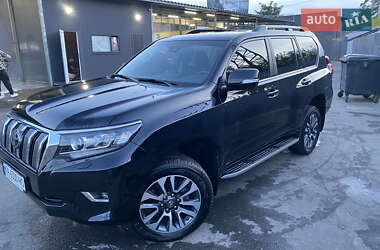 Позашляховик / Кросовер Toyota Land Cruiser Prado 2022 в Києві