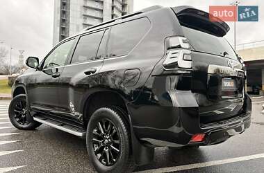 Внедорожник / Кроссовер Toyota Land Cruiser Prado 2021 в Киеве