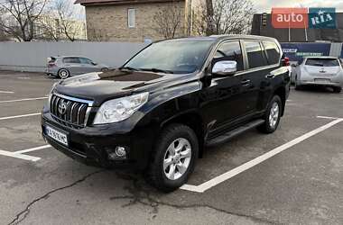 Позашляховик / Кросовер Toyota Land Cruiser Prado 2011 в Києві