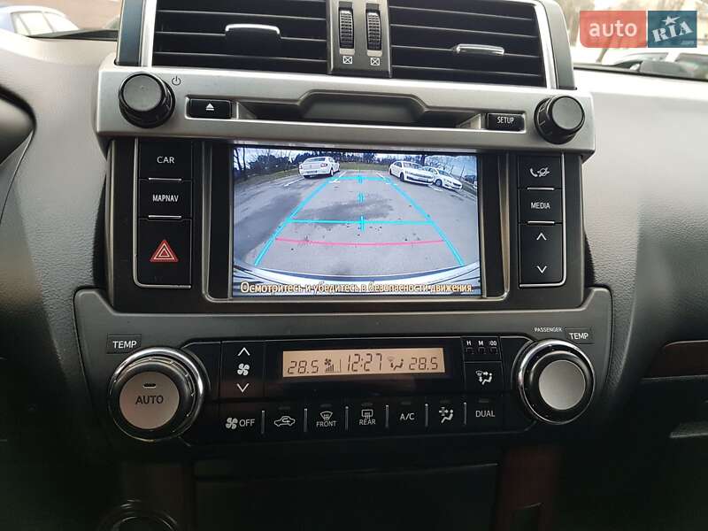 Позашляховик / Кросовер Toyota Land Cruiser Prado 2014 в Києві