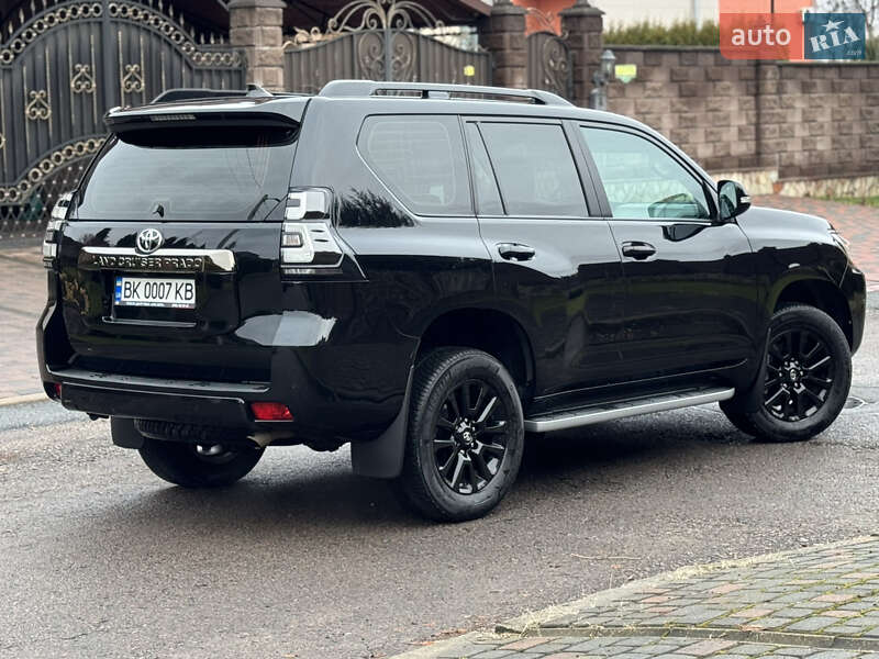 Внедорожник / Кроссовер Toyota Land Cruiser Prado 2022 в Ровно фото 13 Внедорожник / Кроссовер Toyota Land Cruiser Prado 2022 в Ровно