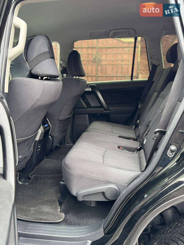 Внедорожник / Кроссовер Toyota Land Cruiser Prado 2022 в Ровно фото 24 Внедорожник / Кроссовер Toyota Land Cruiser Prado 2022 в Ровно