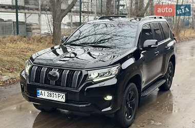 Позашляховик / Кросовер Toyota Land Cruiser Prado 2020 в Києві