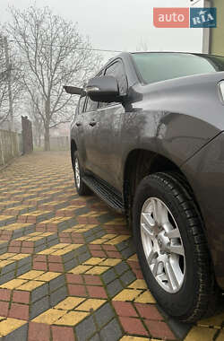 Внедорожник / Кроссовер Toyota Land Cruiser Prado 2011 в 