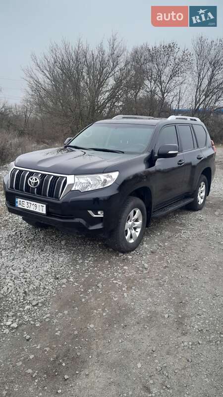 Внедорожник / Кроссовер Toyota Land Cruiser Prado 2018 в Днепре фото 3 Внедорожник / Кроссовер Toyota Land Cruiser Prado 2018 в Днепре