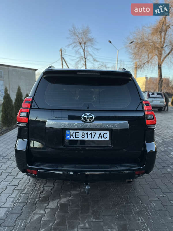 Позашляховик / Кросовер Toyota Land Cruiser Prado 2018 в Кривому Розі