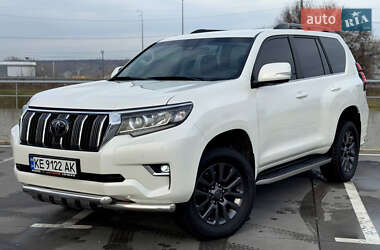 Позашляховик / Кросовер Toyota Land Cruiser Prado 2020 в Києві