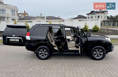 Внедорожник / Кроссовер Toyota Land Cruiser Prado 2010 в Одессе