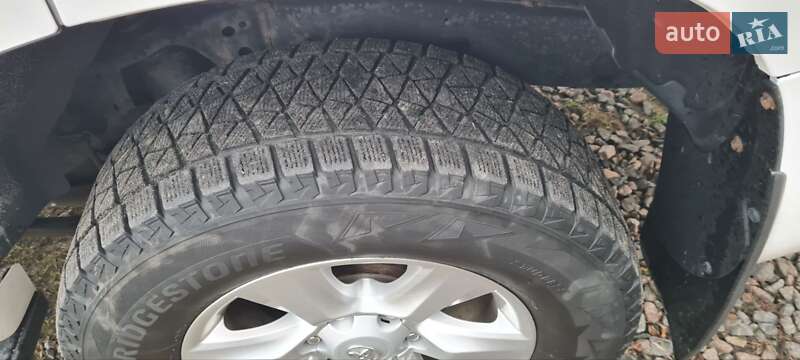 Внедорожник / Кроссовер Toyota Land Cruiser Prado 2013 в Киеве