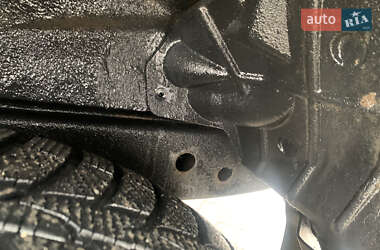 Внедорожник / Кроссовер Toyota Land Cruiser Prado 2005 в 