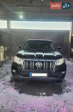 Позашляховик / Кросовер Toyota Land Cruiser Prado 2018 в Києві