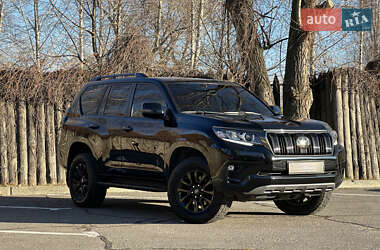 Позашляховик / Кросовер Toyota Land Cruiser Prado 2021 в Дніпрі