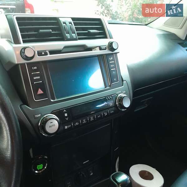 Позашляховик / Кросовер Toyota Land Cruiser Prado 2014 в Тарутиному