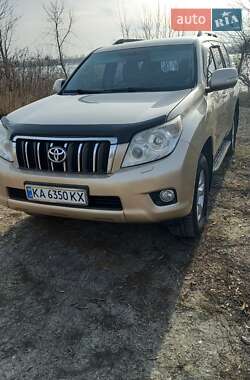 Позашляховик / Кросовер Toyota Land Cruiser Prado 2012 в Києві