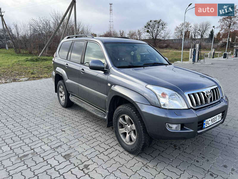 Позашляховик / Кросовер Toyota Land Cruiser Prado 2005 в 