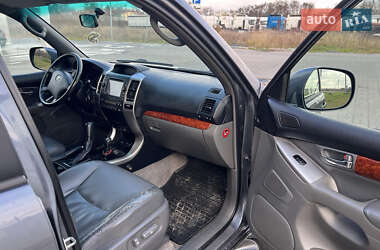 Позашляховик / Кросовер Toyota Land Cruiser Prado 2005 в 