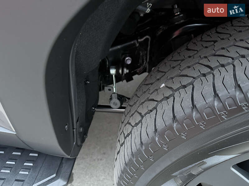 Внедорожник / Кроссовер Toyota Land Cruiser Prado 2024 в Киеве фото 12 Внедорожник / Кроссовер Toyota Land Cruiser Prado 2024 в Киеве