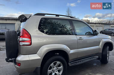 Внедорожник / Кроссовер Toyota Land Cruiser Prado 2003 в 