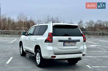 Внедорожник / Кроссовер Toyota Land Cruiser Prado 2022 в Киеве