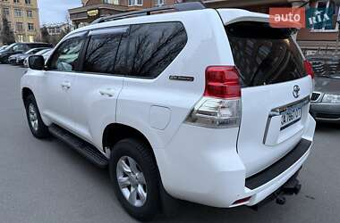 Позашляховик / Кросовер Toyota Land Cruiser Prado 2012 в Києві