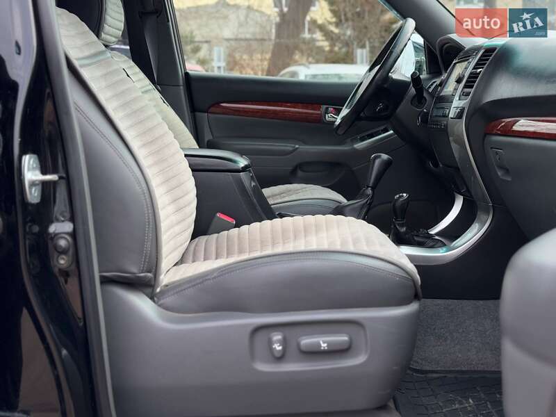 Позашляховик / Кросовер Toyota Land Cruiser Prado 2007 в Вінниці