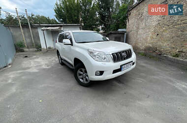 Внедорожник / Кроссовер Toyota Land Cruiser Prado 2010 в Киеве