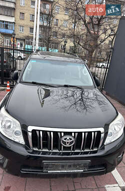 Внедорожник / Кроссовер Toyota Land Cruiser Prado 2013 в Киеве