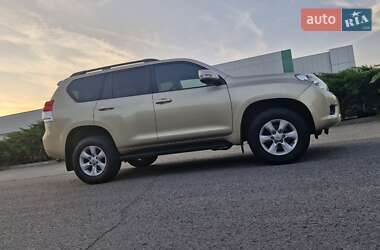 Внедорожник / Кроссовер Toyota Land Cruiser Prado 2013 в Ужгороде