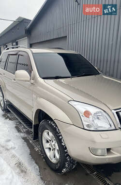 Позашляховик / Кросовер Toyota Land Cruiser Prado 2004 в Першотравенську