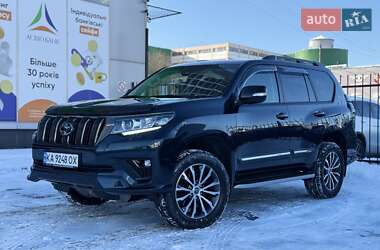 Внедорожник / Кроссовер Toyota Land Cruiser Prado 2022 в Киеве