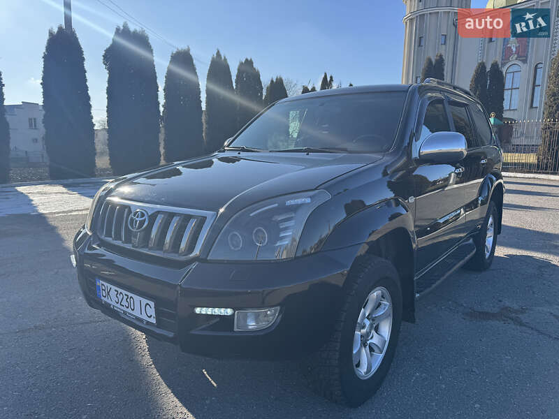 Позашляховик / Кросовер Toyota Land Cruiser Prado 2008 в Дубні