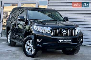 Внедорожник / Кроссовер Toyota Land Cruiser Prado 2019 в Киеве